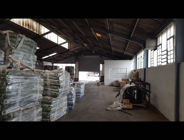 361M² FACTORY TO LET IN BELLVILLE CENTRAL